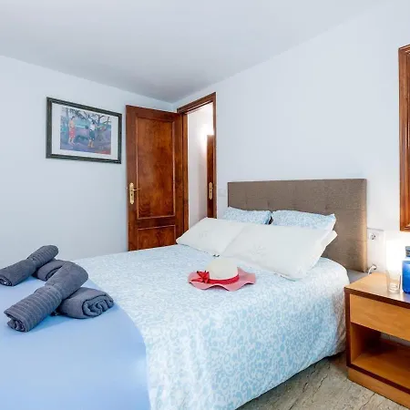Cozy Flores 1h-f With Pool Appartamento *